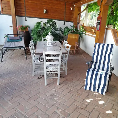 Rosanna Apartment *